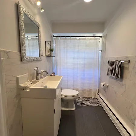Appartement Peaceful 1Br Easy Commute, Urban Suburban Mix Feel In Boston Extérieur photo